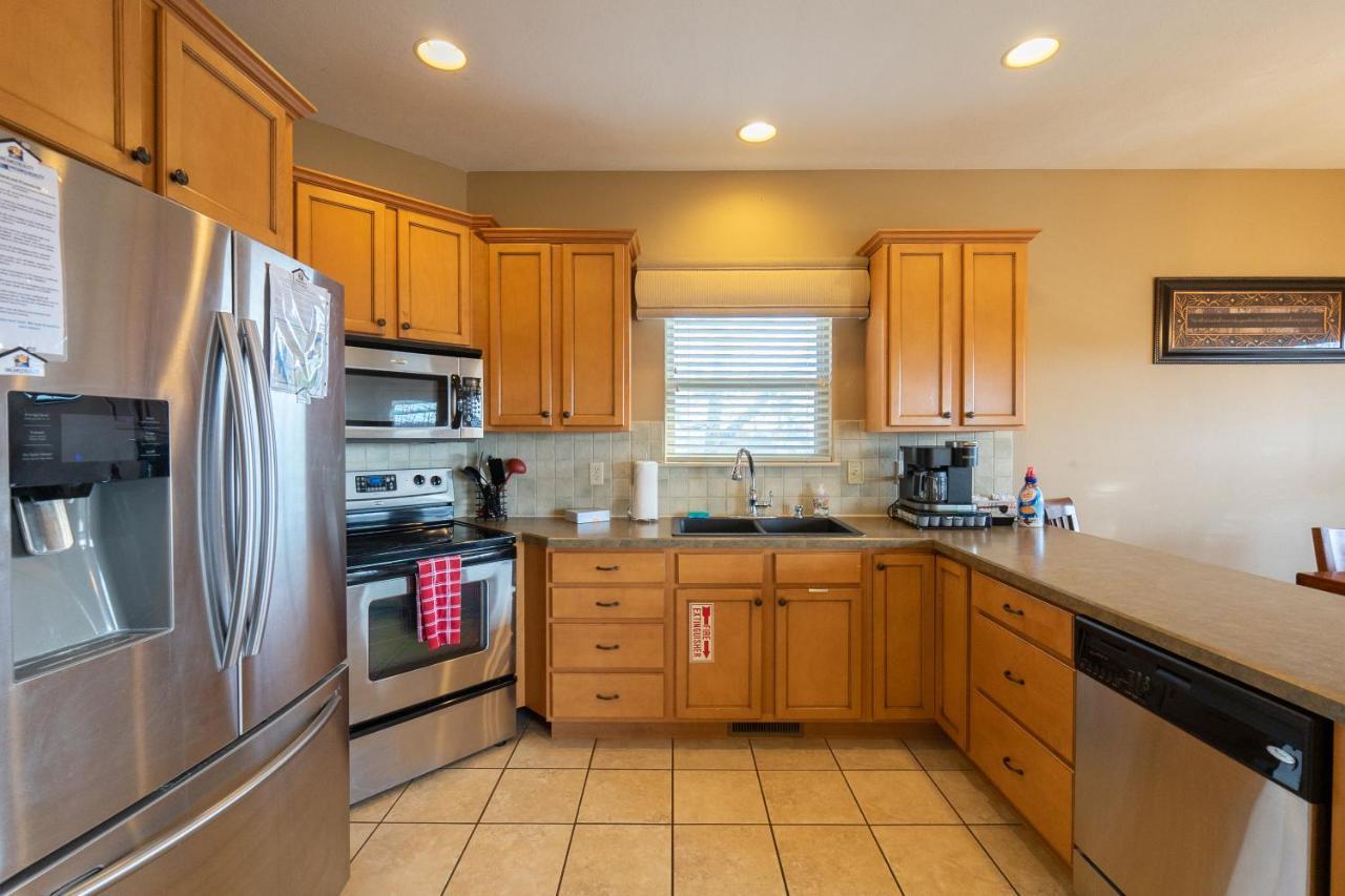 4Br Walk-In - Foosball Table - Hot Tub - Fire Pit - Free Tickets Included - Dv166 Branson Dış mekan fotoğraf