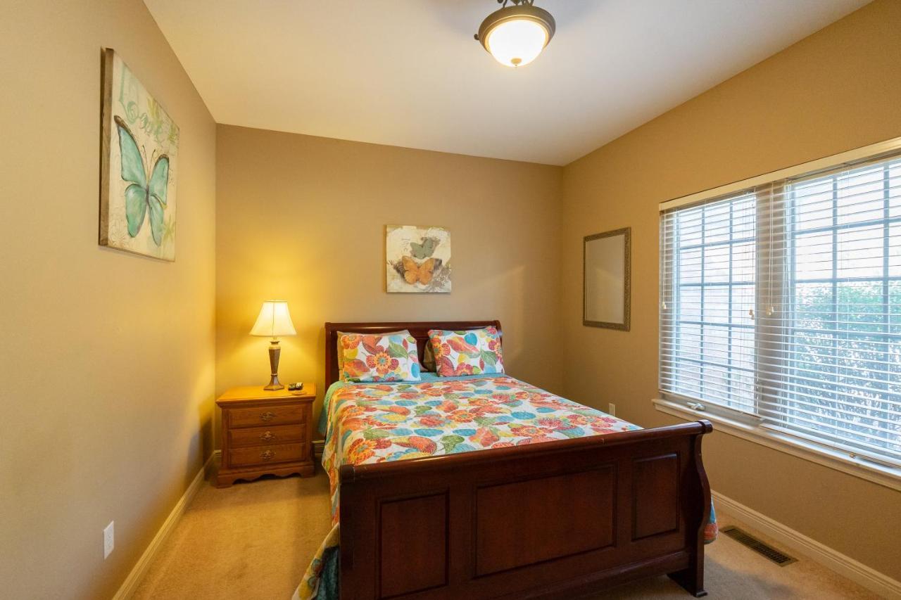 4Br Walk-In - Foosball Table - Hot Tub - Fire Pit - Free Tickets Included - Dv166 Branson Dış mekan fotoğraf