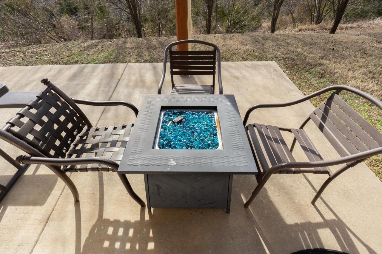 4Br Walk-In - Foosball Table - Hot Tub - Fire Pit - Free Tickets Included - Dv166 Branson Dış mekan fotoğraf
