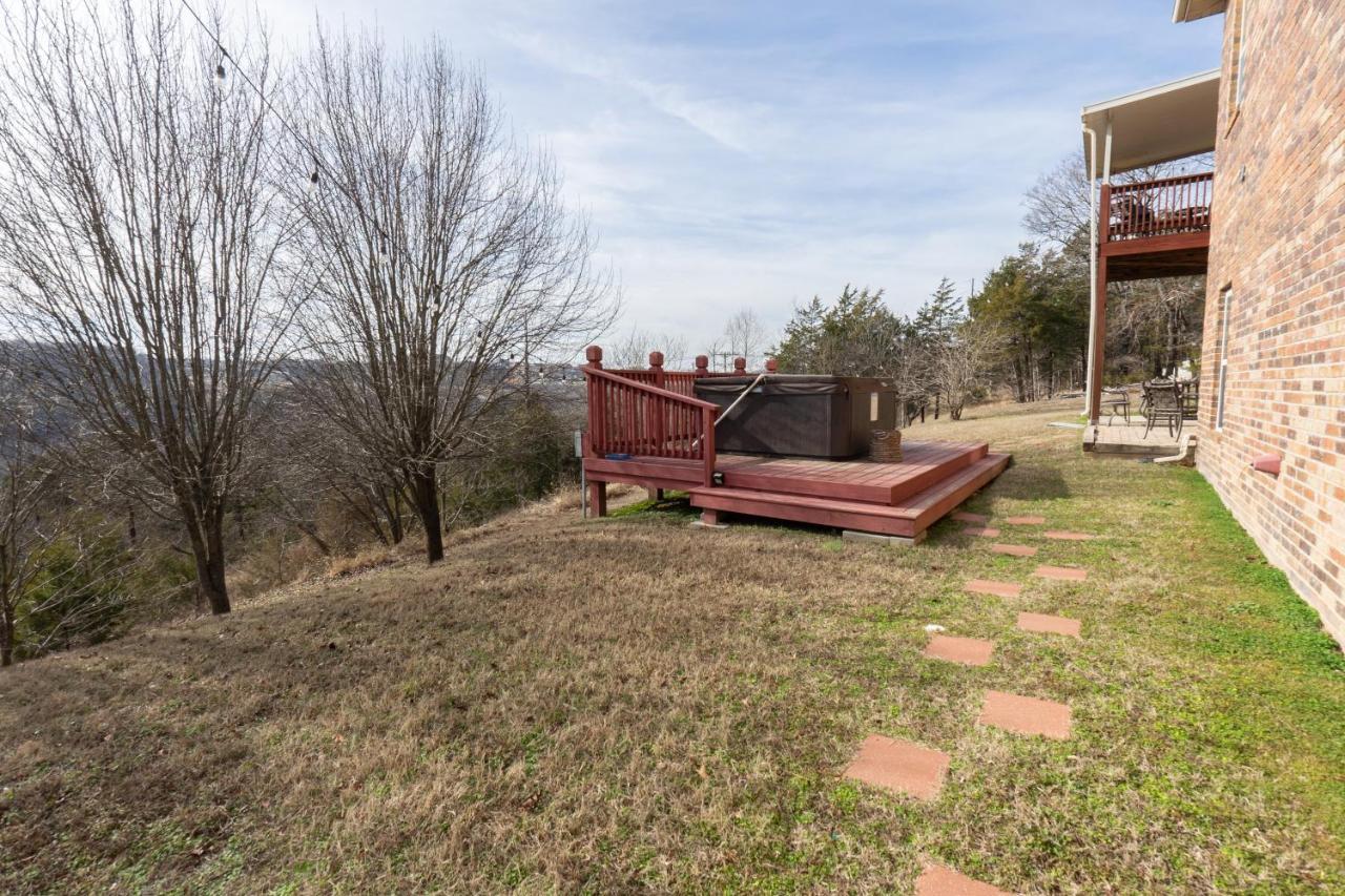 4Br Walk-In - Foosball Table - Hot Tub - Fire Pit - Free Tickets Included - Dv166 Branson Dış mekan fotoğraf