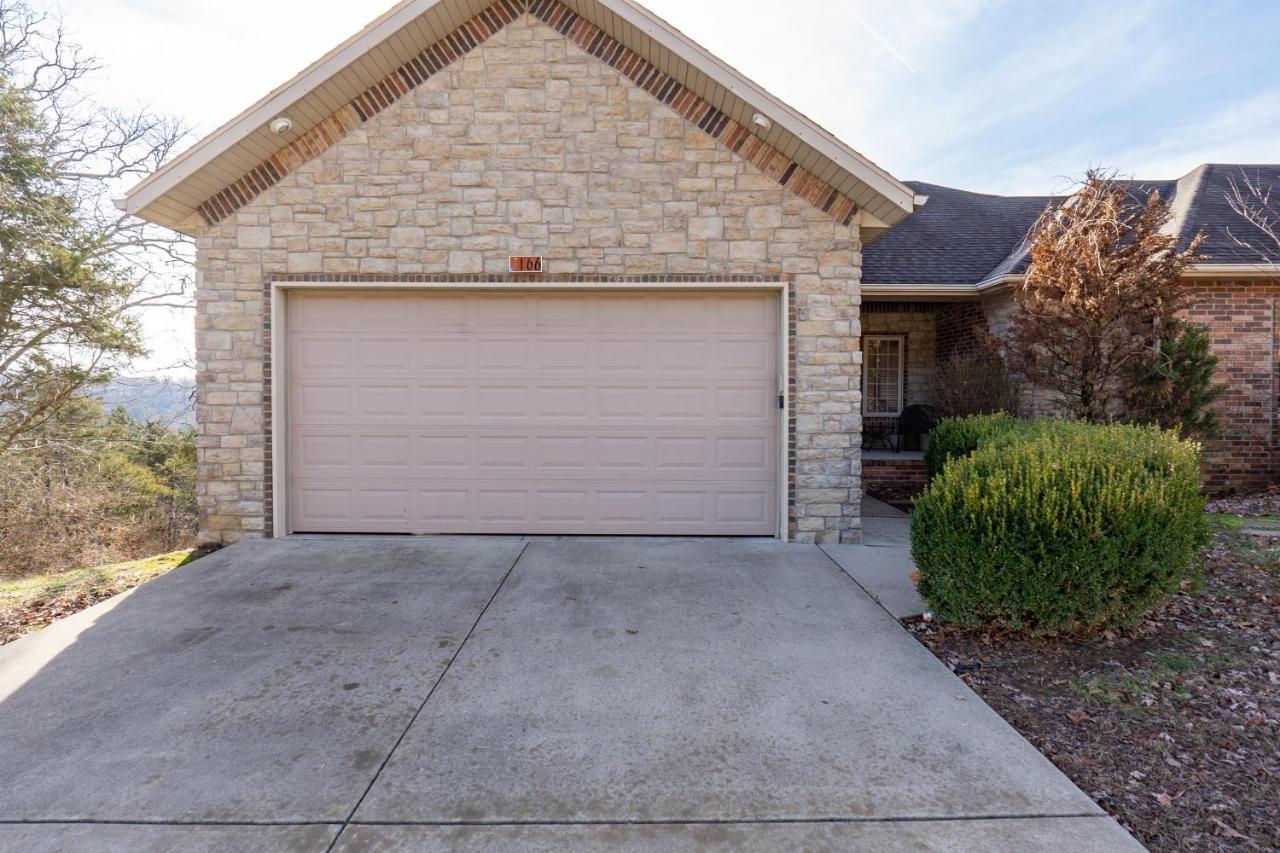 4Br Walk-In - Foosball Table - Hot Tub - Fire Pit - Free Tickets Included - Dv166 Branson Dış mekan fotoğraf