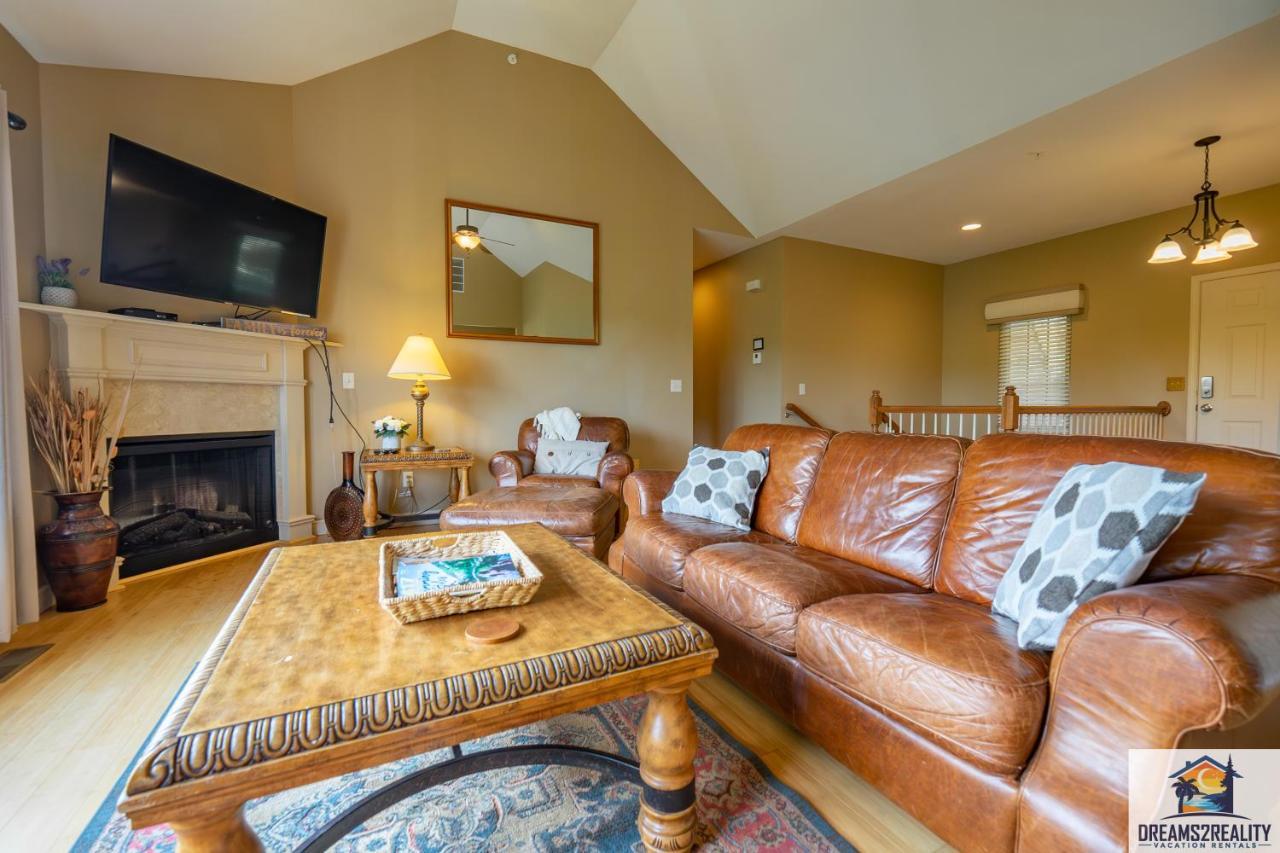 4Br Walk-In - Foosball Table - Hot Tub - Fire Pit - Free Tickets Included - Dv166 Branson Dış mekan fotoğraf
