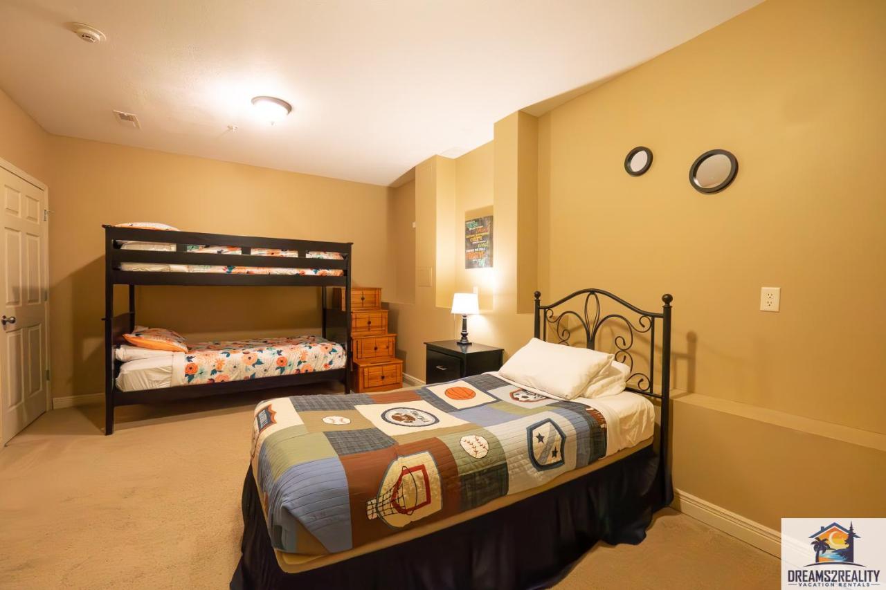 4Br Walk-In - Foosball Table - Hot Tub - Fire Pit - Free Tickets Included - Dv166 Branson Dış mekan fotoğraf