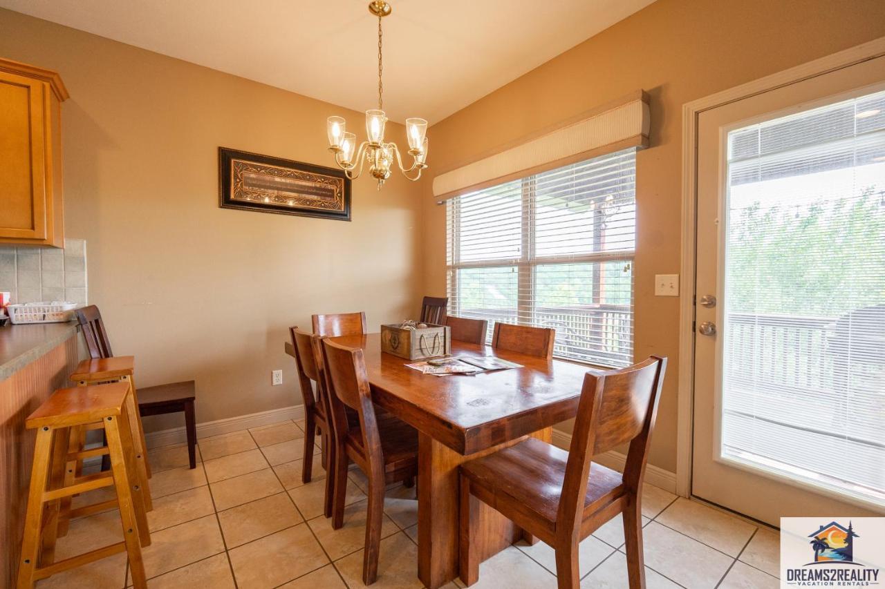 4Br Walk-In - Foosball Table - Hot Tub - Fire Pit - Free Tickets Included - Dv166 Branson Dış mekan fotoğraf