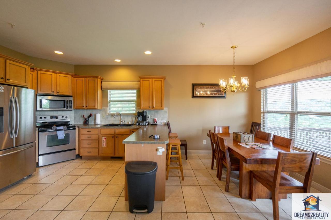 4Br Walk-In - Foosball Table - Hot Tub - Fire Pit - Free Tickets Included - Dv166 Branson Dış mekan fotoğraf